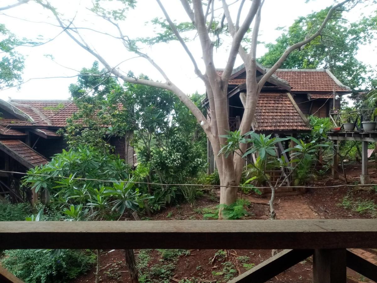 Quiet Garden View Lodge&Trekking Banlung Kültér fotó